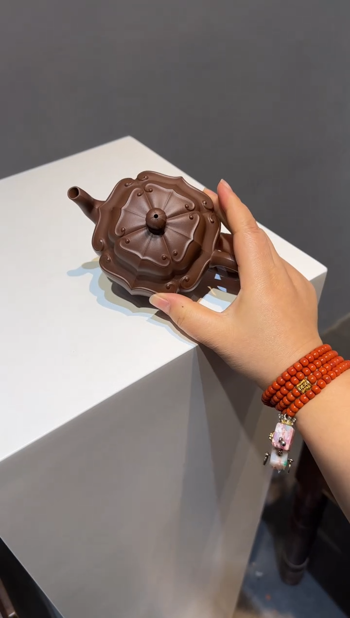 茶壶紫砂大****堂向阳而生