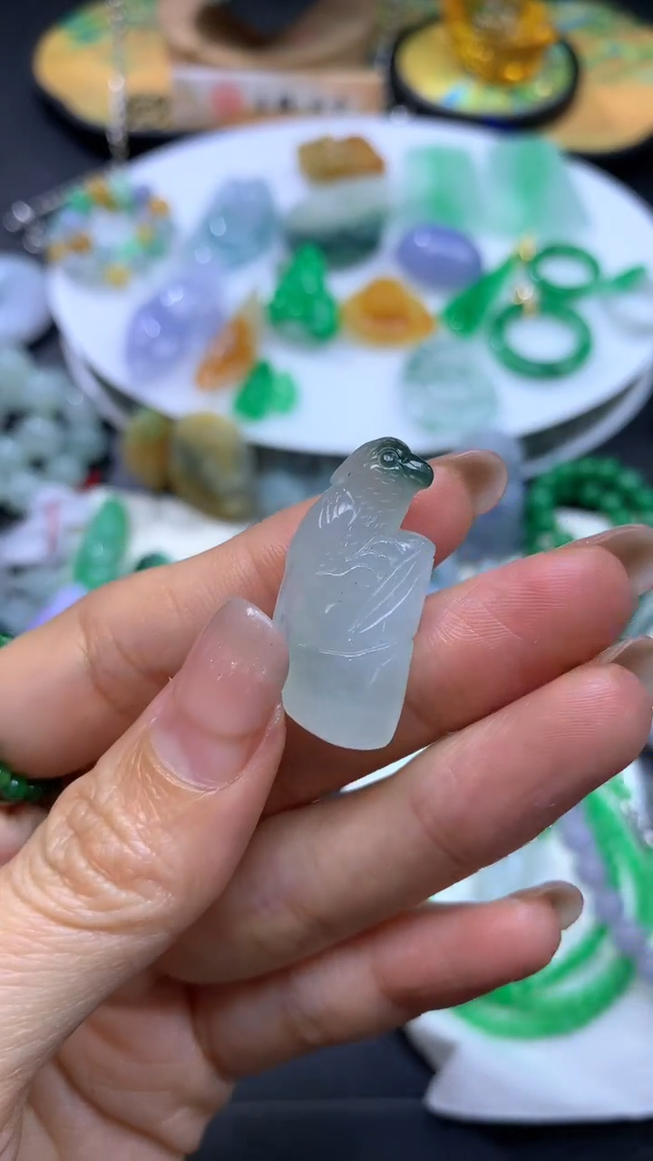 【闪购商品】定制翡翠未镶嵌翡翠