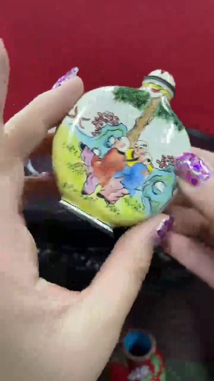 【闪购商品】非遗 铜胎画珐琅鼻烟壶