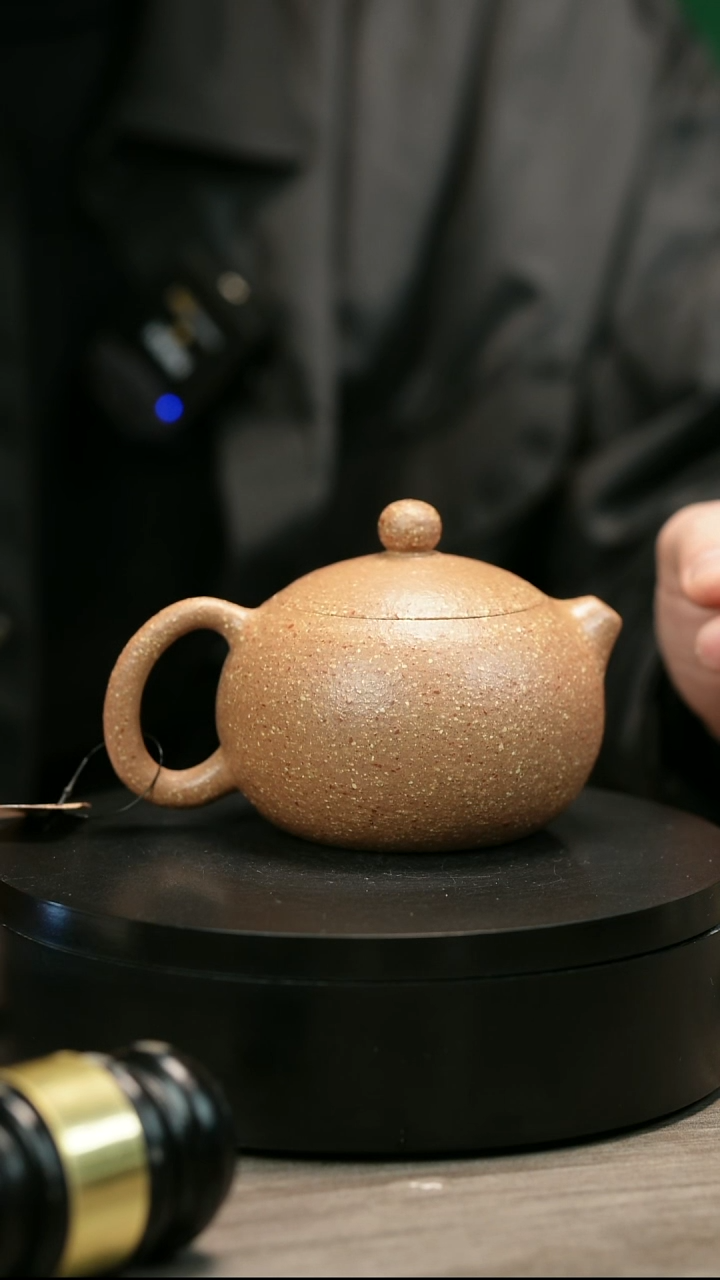 茶壶紫砂打***窗H2367段泥粗砂西施