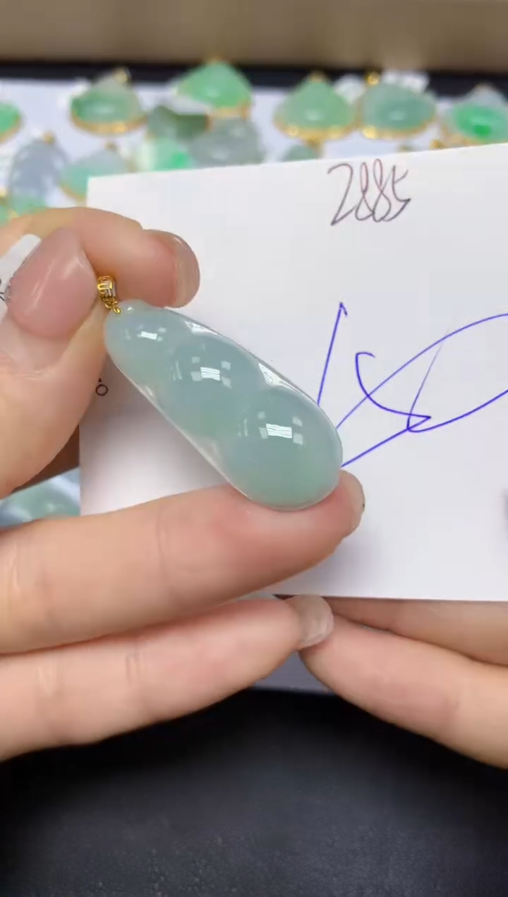 【闪购商品】翡翠挂件18K金镶嵌 天然翡翠A货