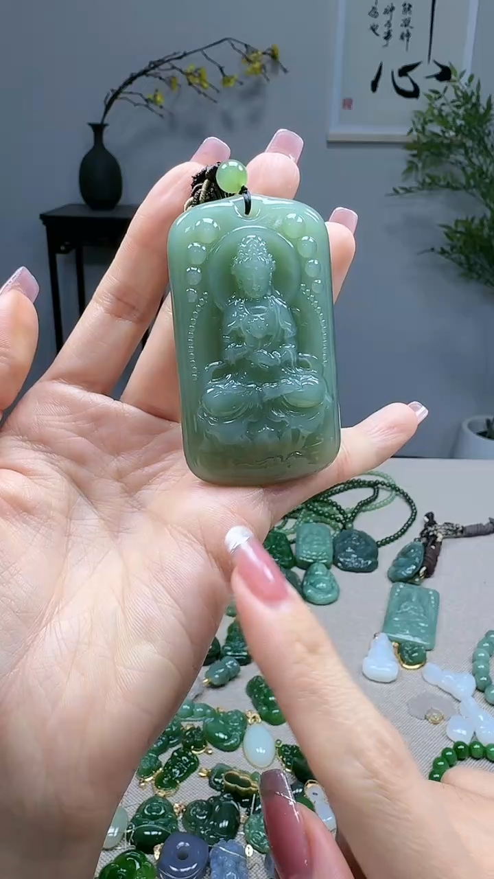 未镶嵌和田玉挂件1