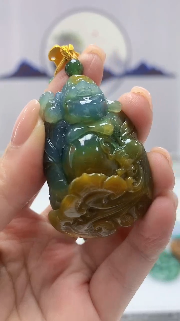 【闪购商品】定制翡翠未镶嵌4812ms-毛货190佛公赠珠链