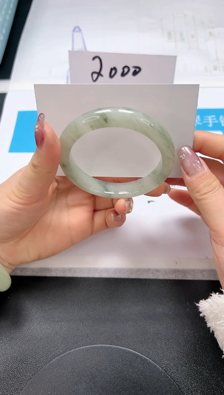 【闪购商品】石英质玉手镯未镶嵌A109-56.3