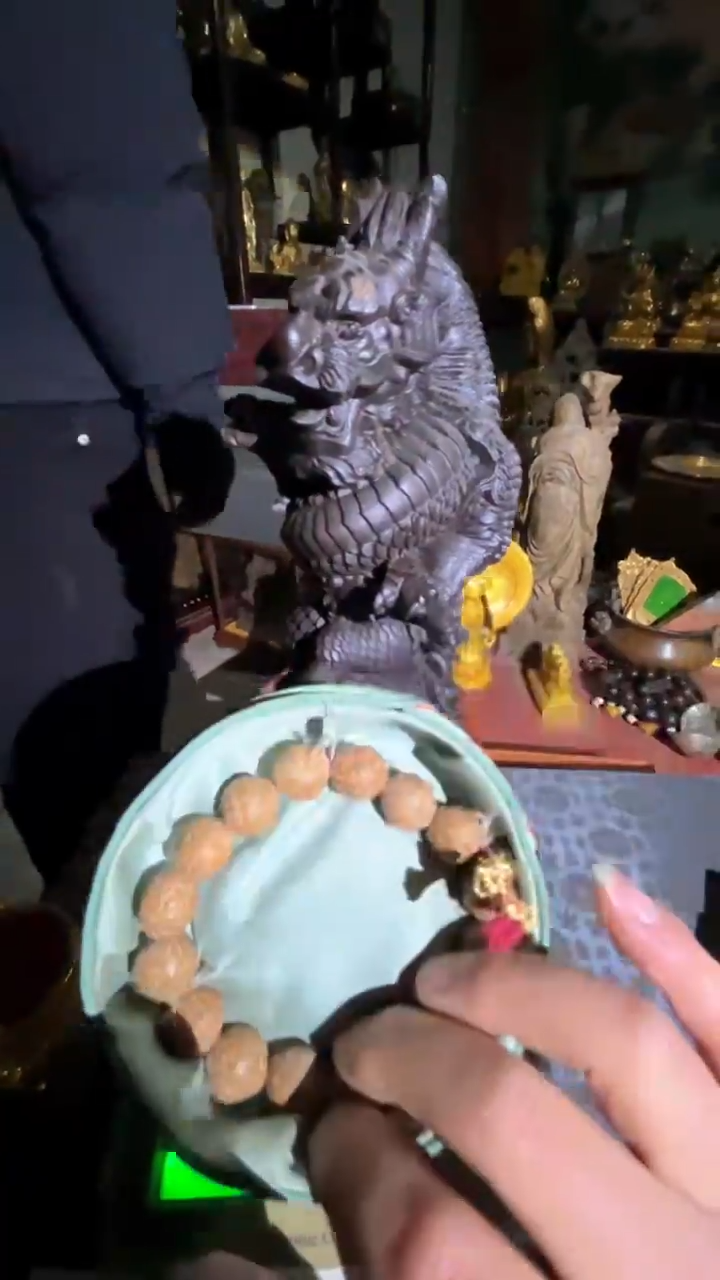 【闪购商品】滴血莲花菩提吊坠1