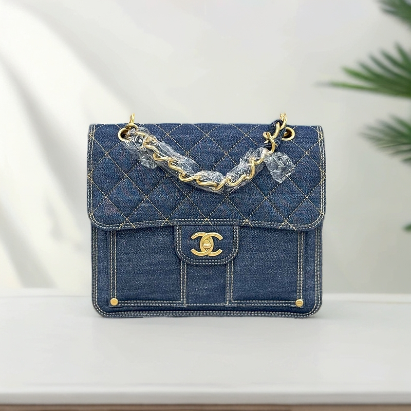 99新 Chanel/香奈儿 23S春夏爆款深蓝色粗链条牛仔 邮差双肩包