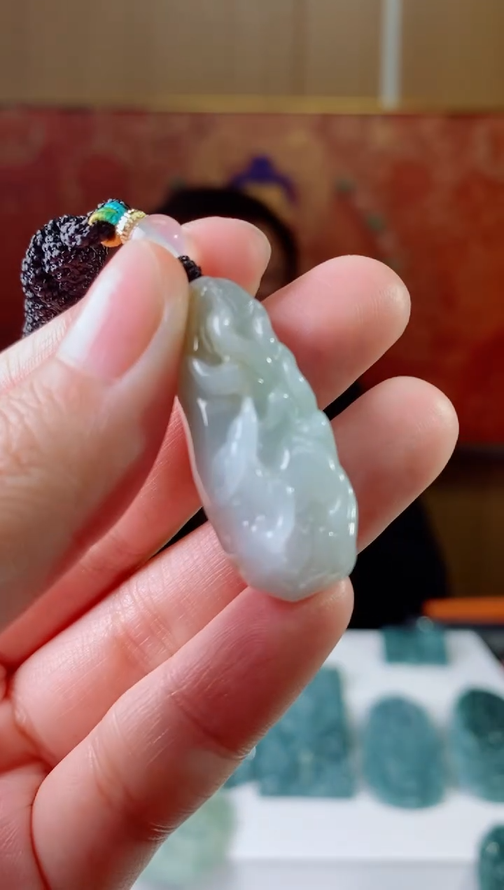 【闪购商品】翡翠颈饰未镶嵌翡翠