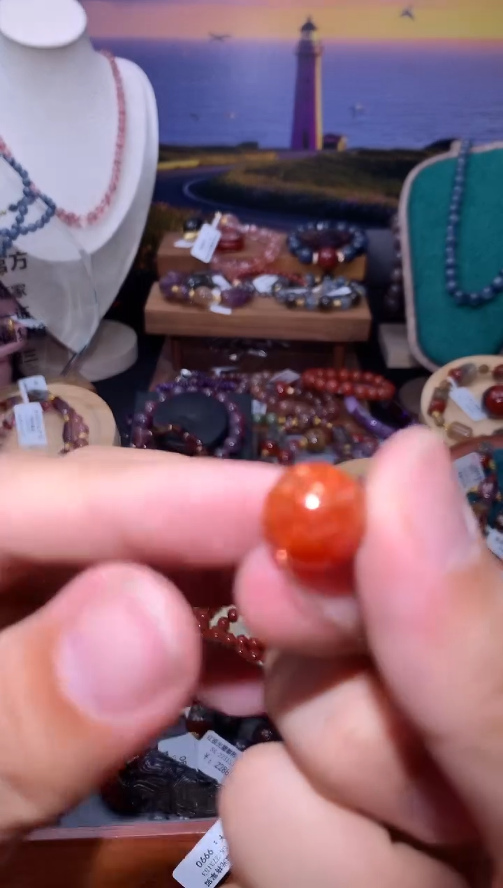 未镶嵌圆珠长石金太阳圆珠单颗，13m+