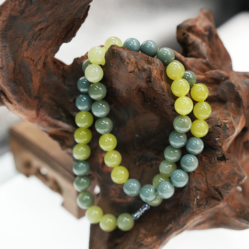 lot57 若羌三色串珠/QG51219-183763 保利山东