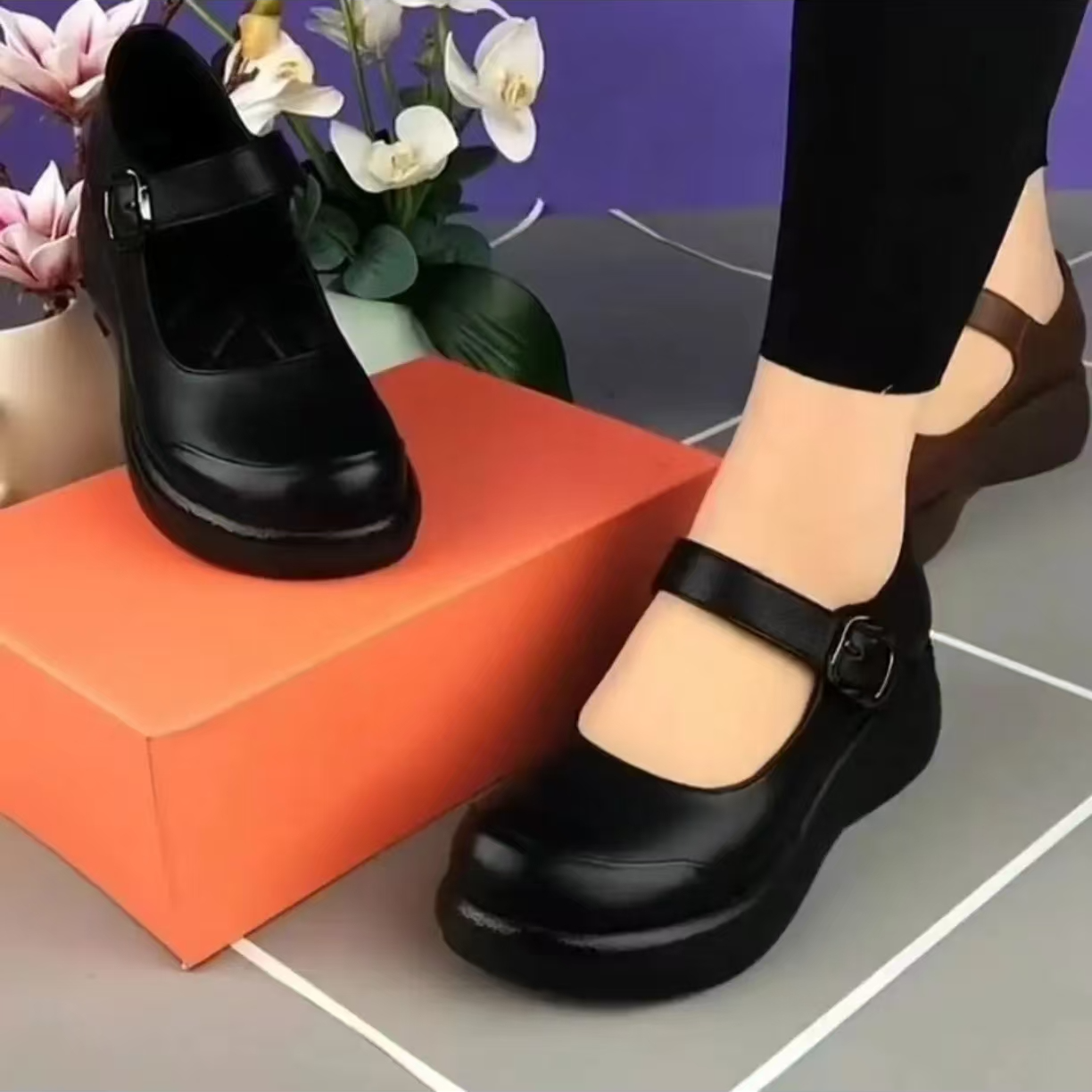 2025年春秋新款复古休闲皮鞋女松糕厚底女鞋真软皮单鞋圆头妈妈鞋