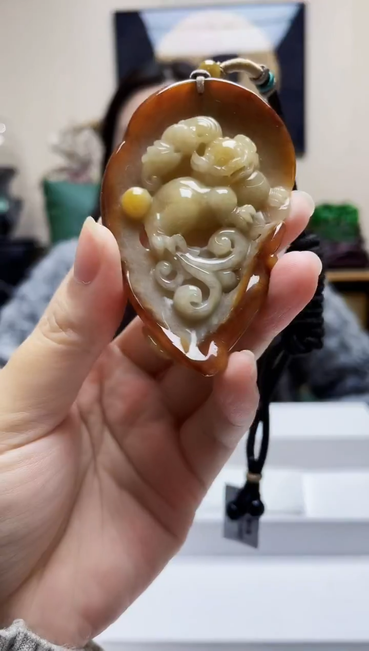 未镶嵌定制翡翠吊坠97