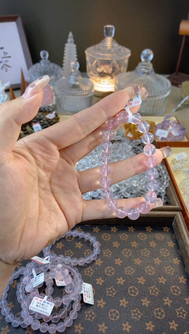 水晶手串未镶嵌莫桑比克星光粉9.5m