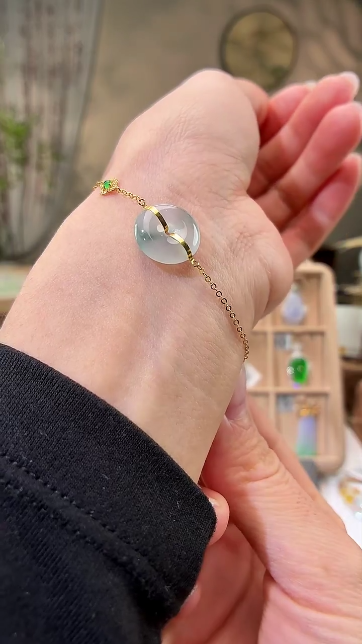 吊坠(不含链)18K金镶嵌翡翠手链