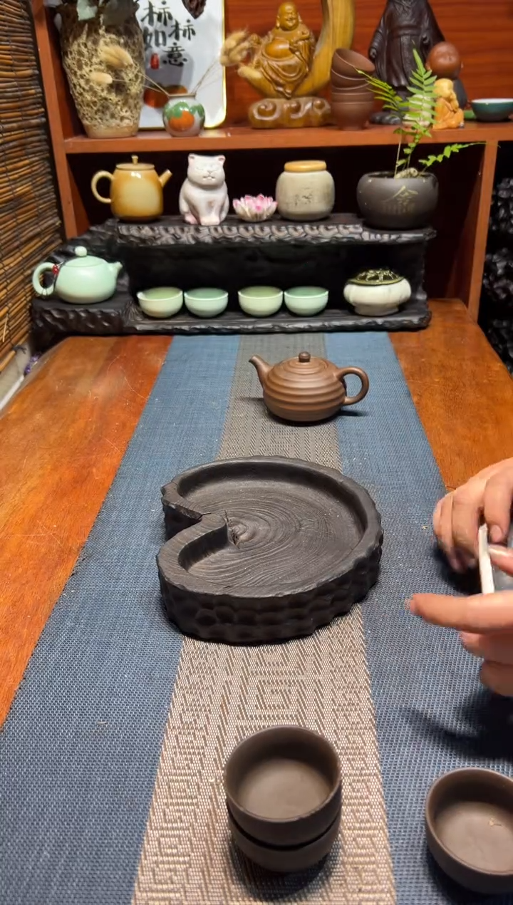 【闪购商品】香樟木木雕一物一拍
