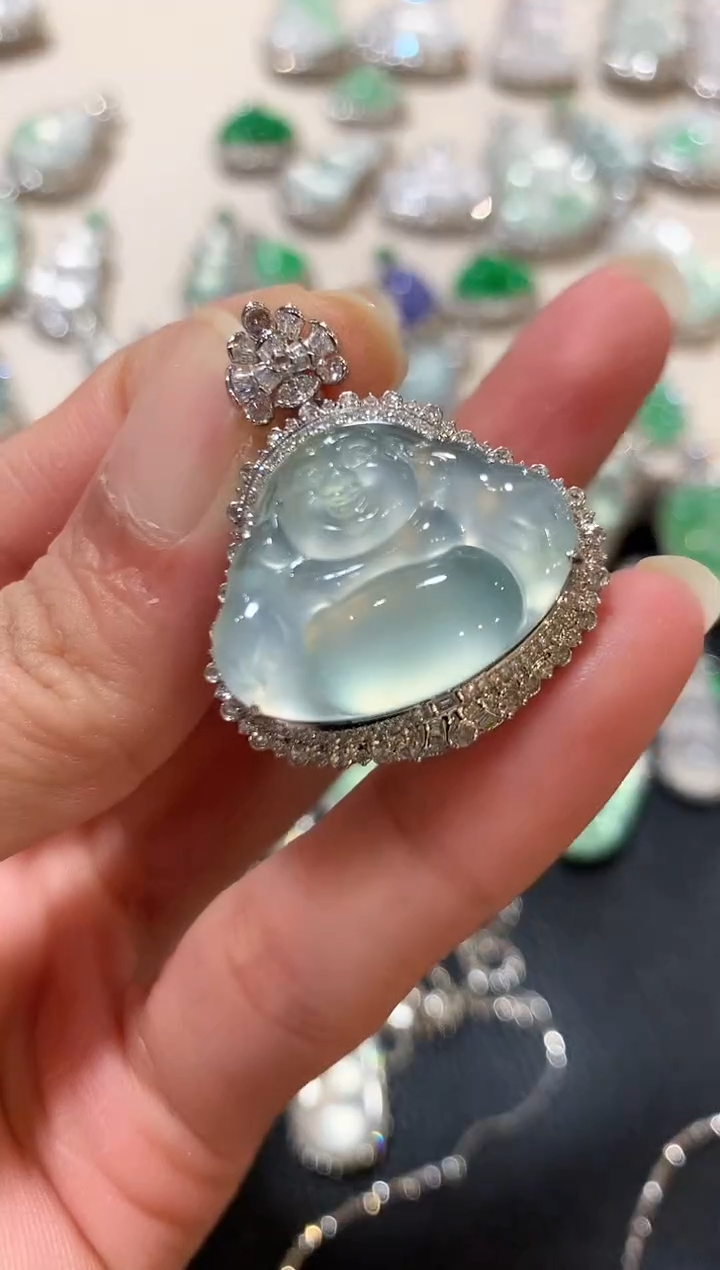 吊坠(不含链)18K金镶嵌翡翠n72  