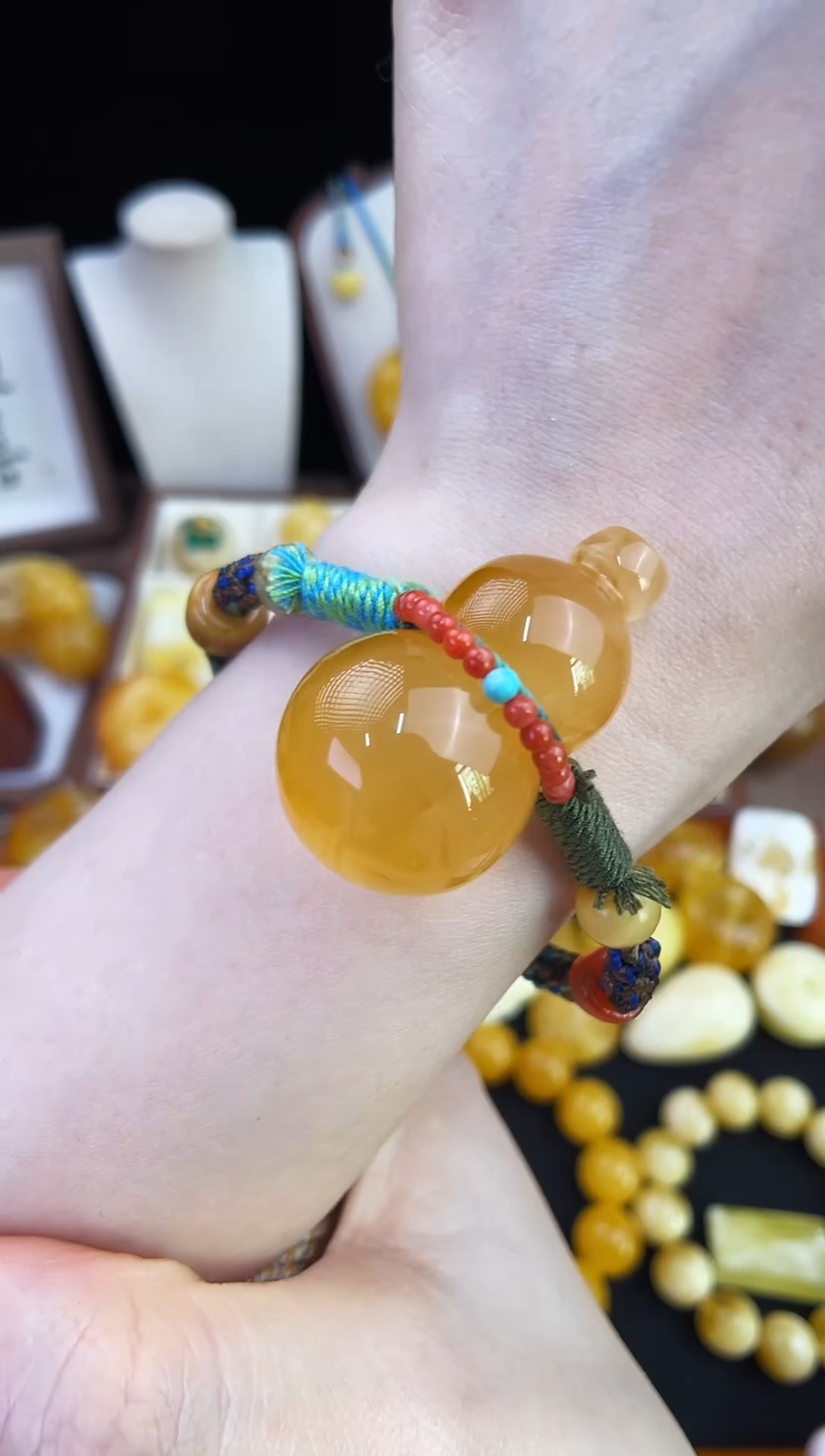 琥珀未镶嵌珠宝奇石柒月