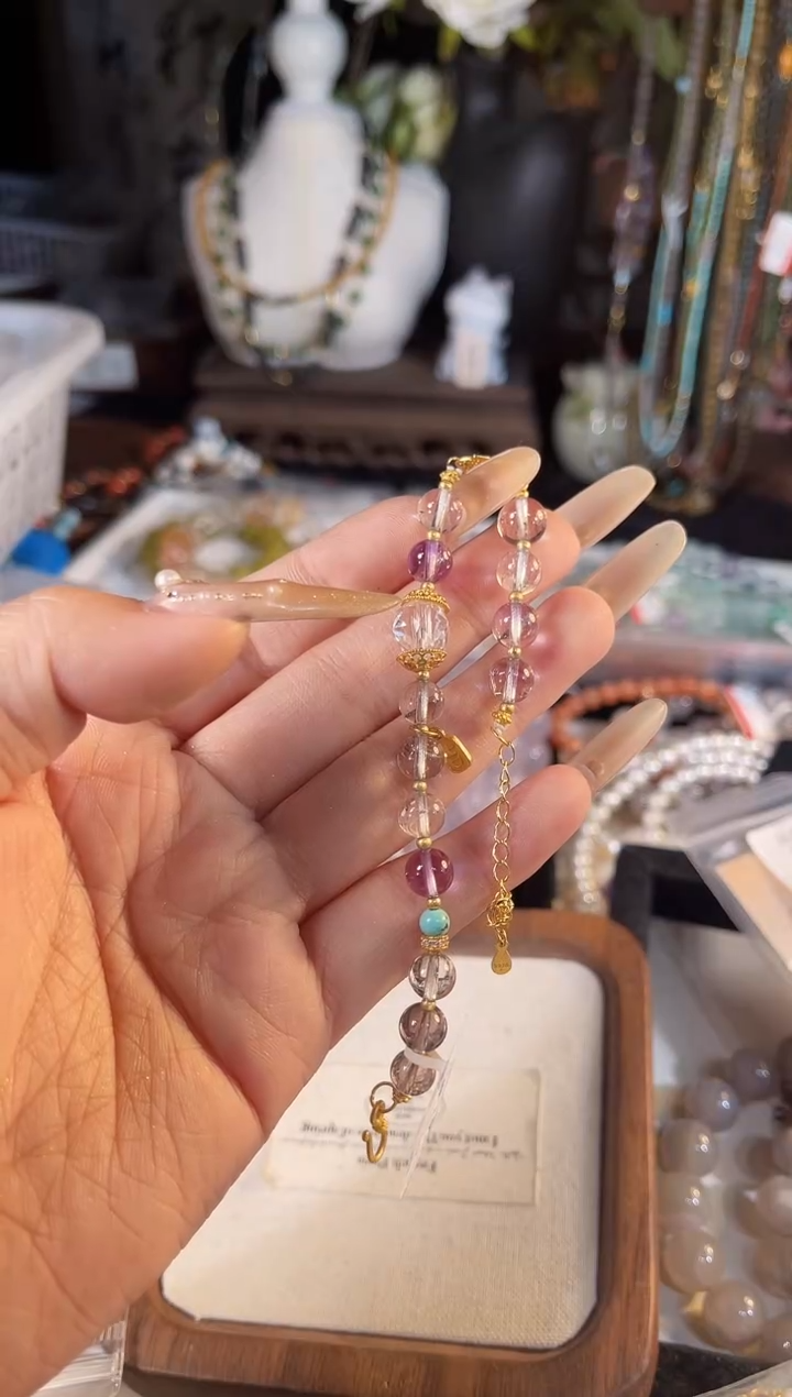 【闪购商品】水晶手链银S925镶嵌多样性发货其一