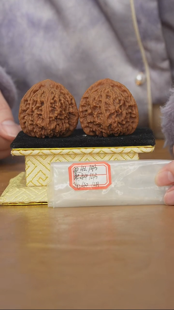 把件文玩核桃赵喜满南将石