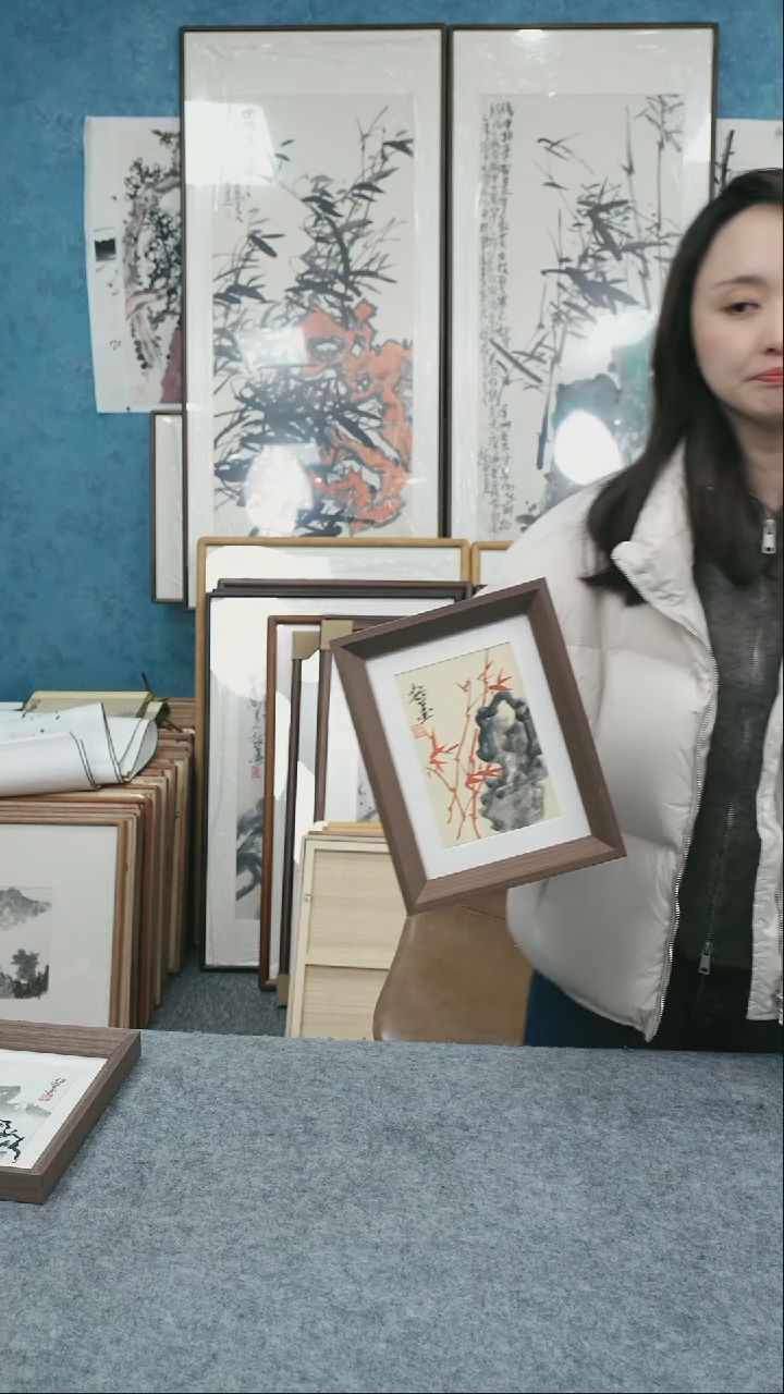 【闪购商品】国画8寸郑志超老师木质摆台