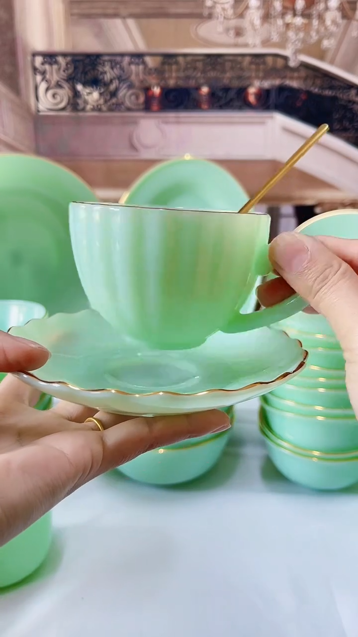 【闪购商品】玉瓷咖啡杯1套带勺子