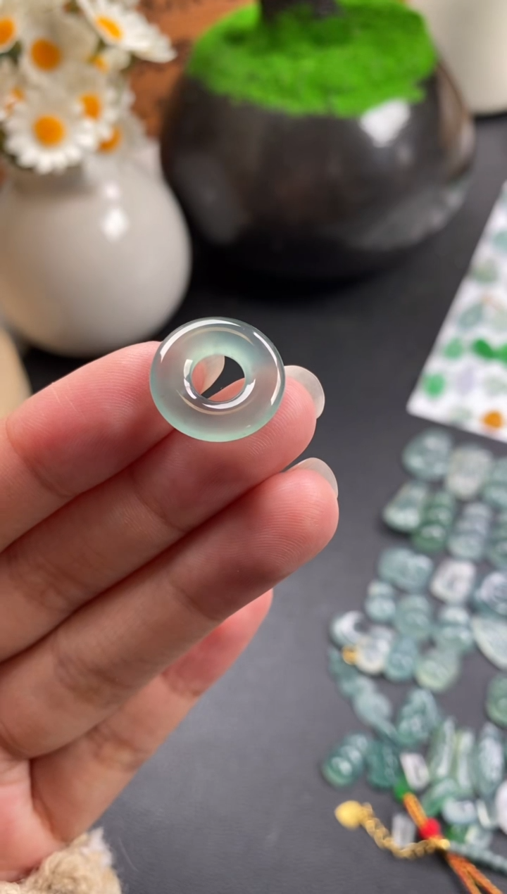 散珠翡翠冰种甜甜圈