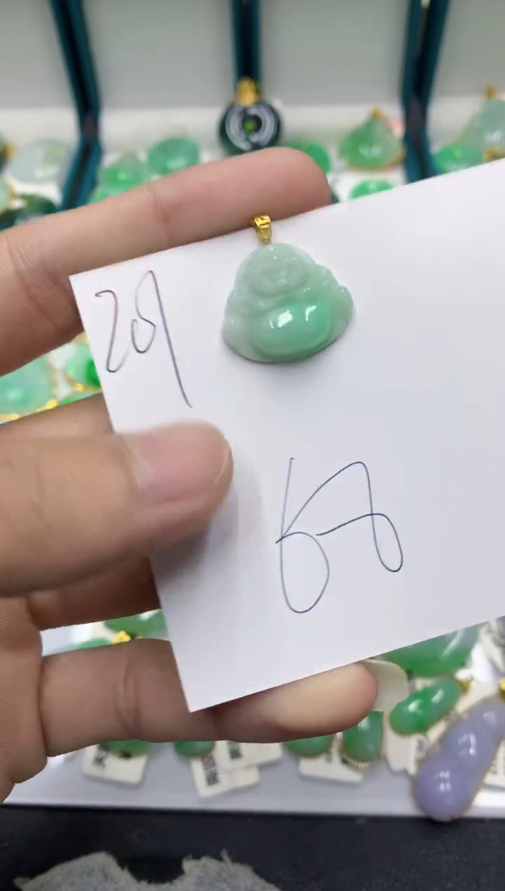 【闪购商品】翡翠颈饰18K金镶嵌翡翠