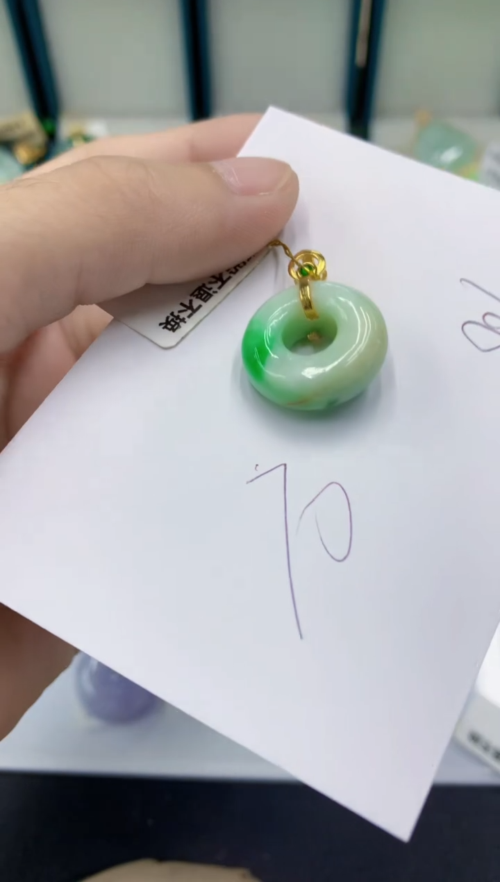 颈饰未镶嵌翡翠翡翠