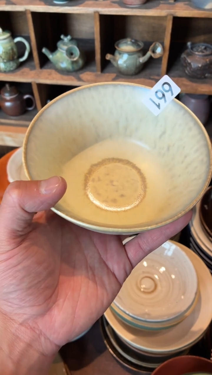 瓷片小****?661白凌霄马蹄碗1个