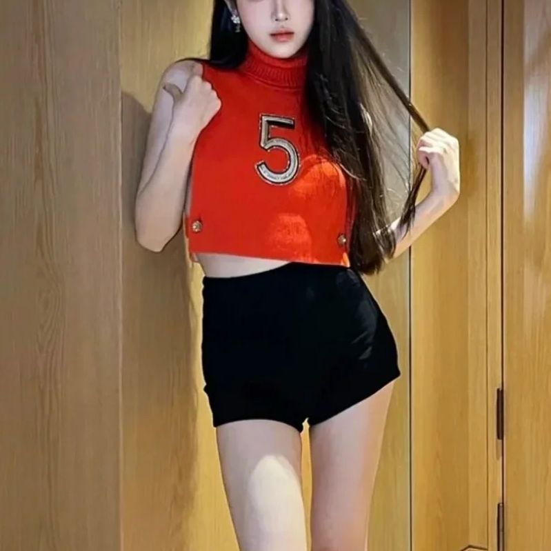 99新 Chanel/香奈儿 M码21K橘红色数字5水钻刺绣高领针织背心