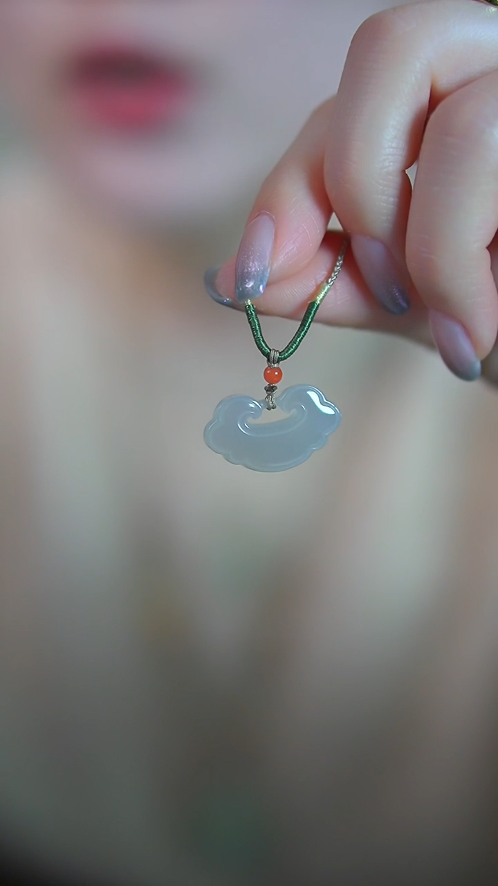 【闪购商品】和田玉颈饰未镶嵌烟紫如意锁