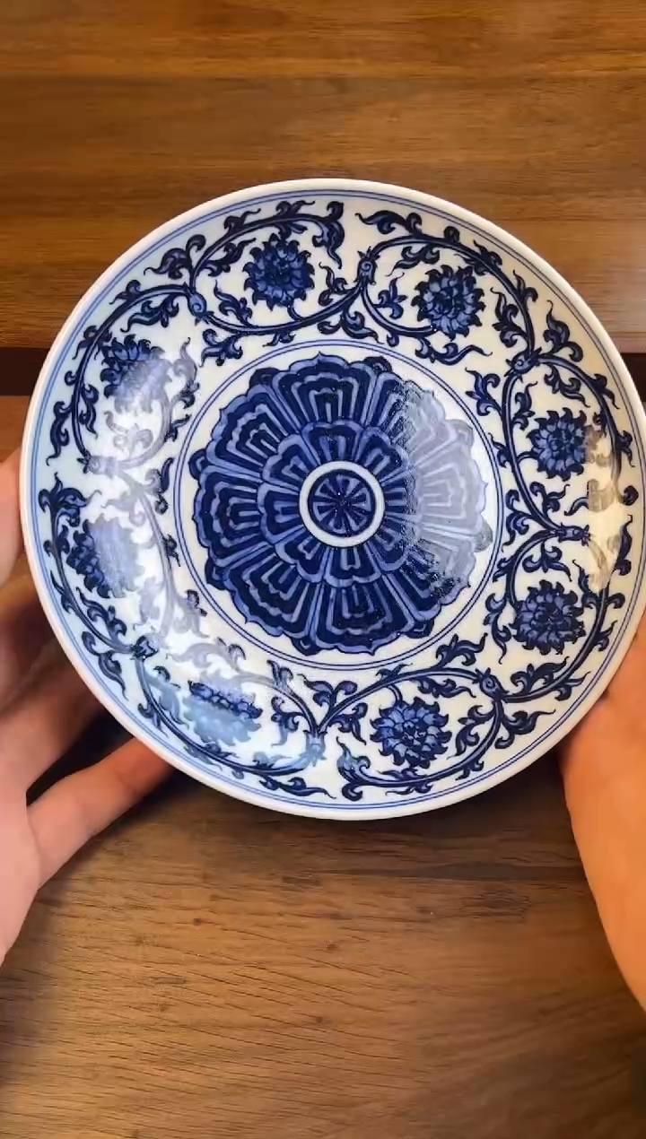 问青坊手工手绘缠枝壶承