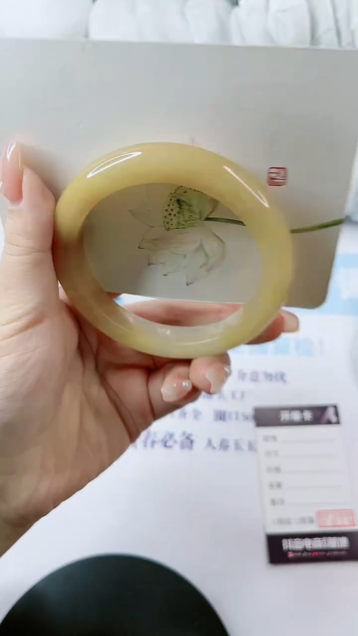 【闪购商品】石英质玉手镯未镶嵌1051743936-多样性发货