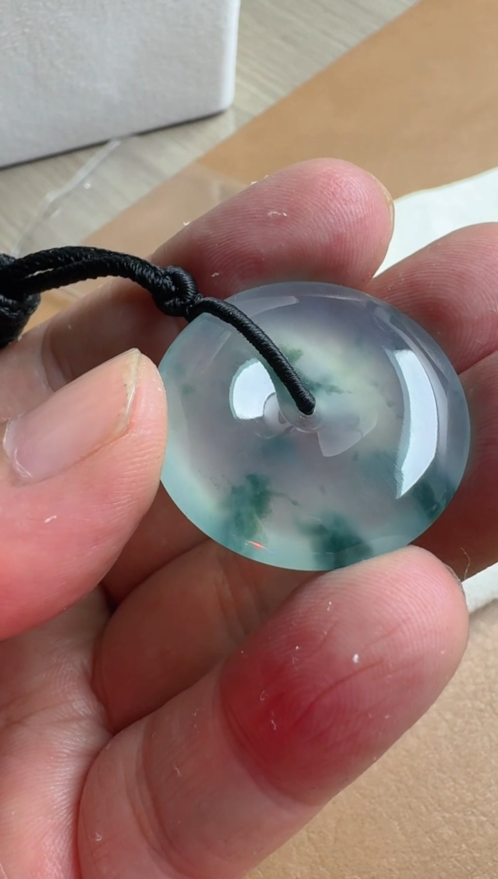 【闪购商品】翡翠颈饰未镶嵌平安扣