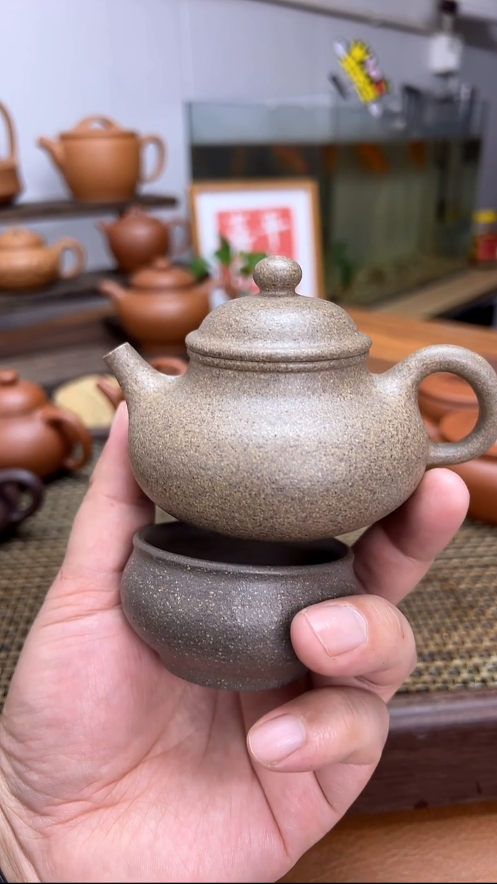 宜兴紫砂壶150cc