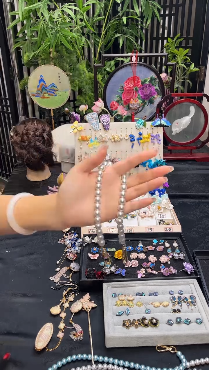 织绣C****.非遗苏绣手工饰品