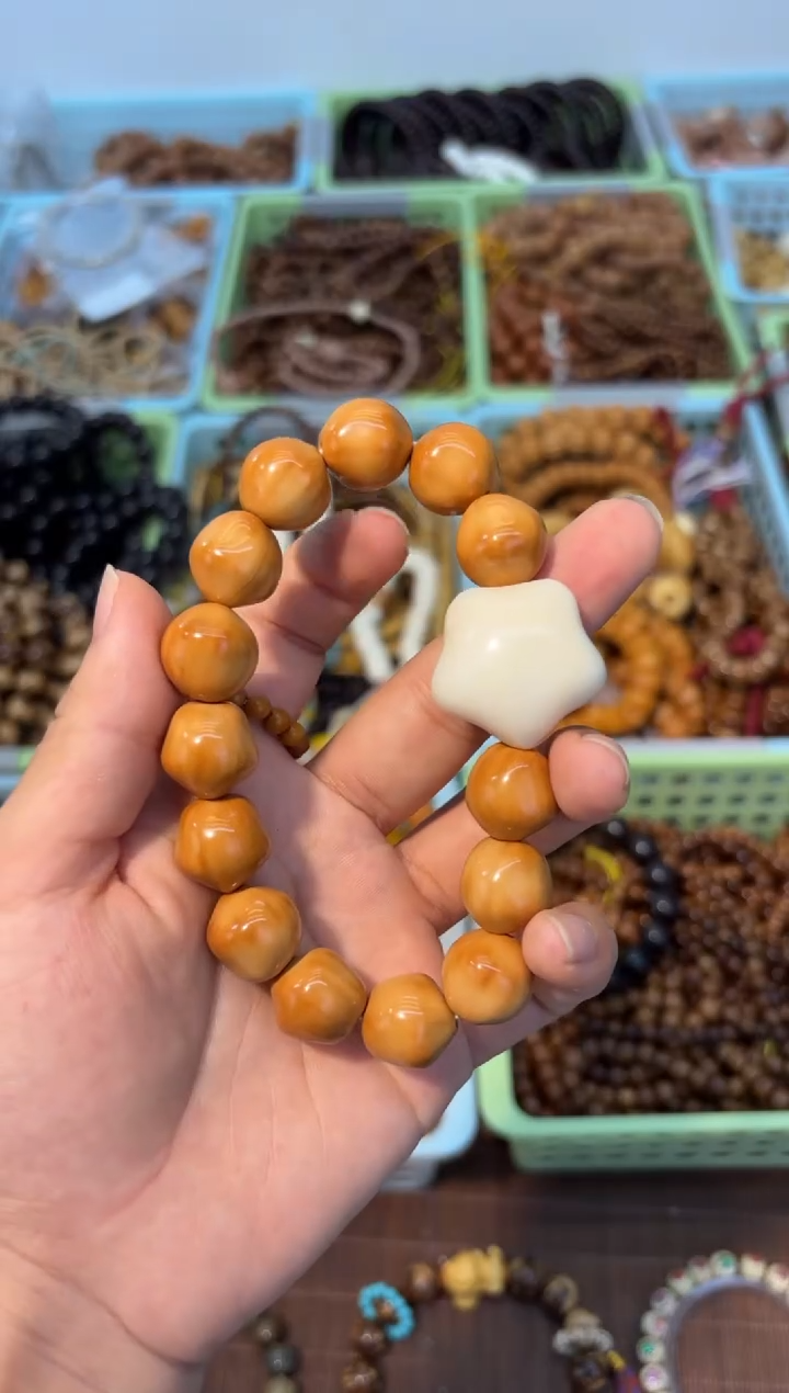 手串白玉菩提猴头星星单圈