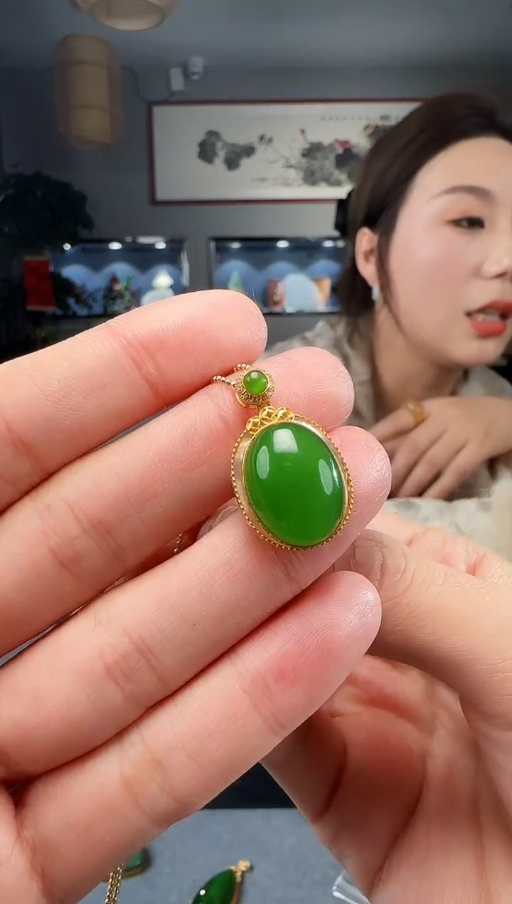【闪购商品】和田玉吊坠(不含链)18K金镶嵌1