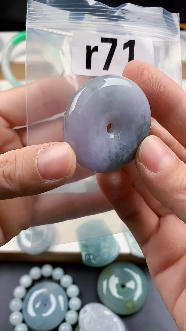 颈饰未镶嵌翡翠天然翡翠吊坠挂件