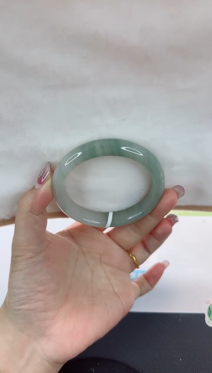 石英质玉手镯未镶嵌190-58.9