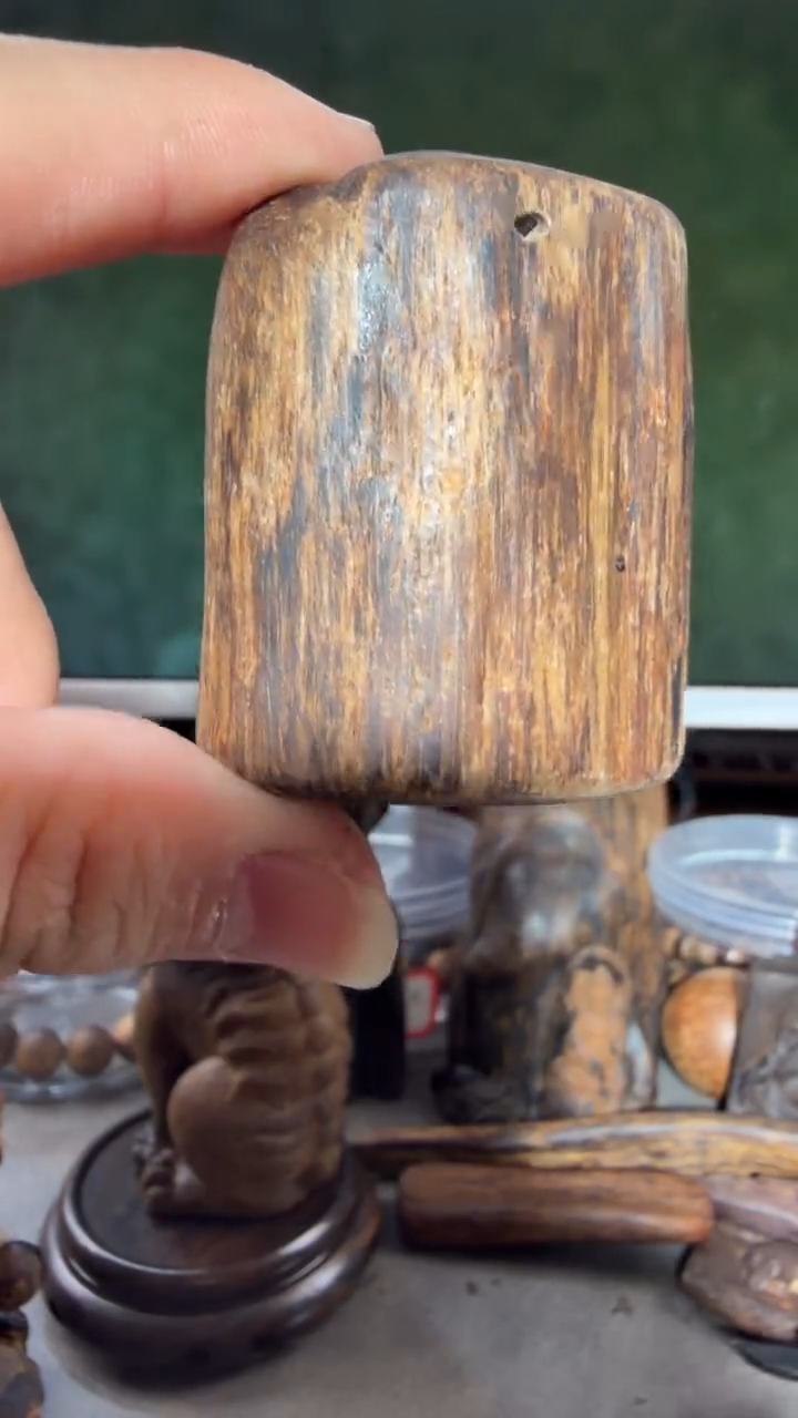 沉香手把件多样性发一