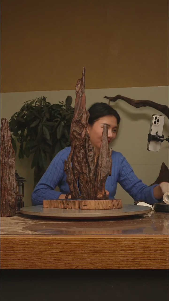 木鱼**限根雕摆件379