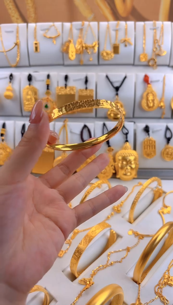 无足银鲁*三面碎碎冰手镯  总重22g外2.3g  60圈口