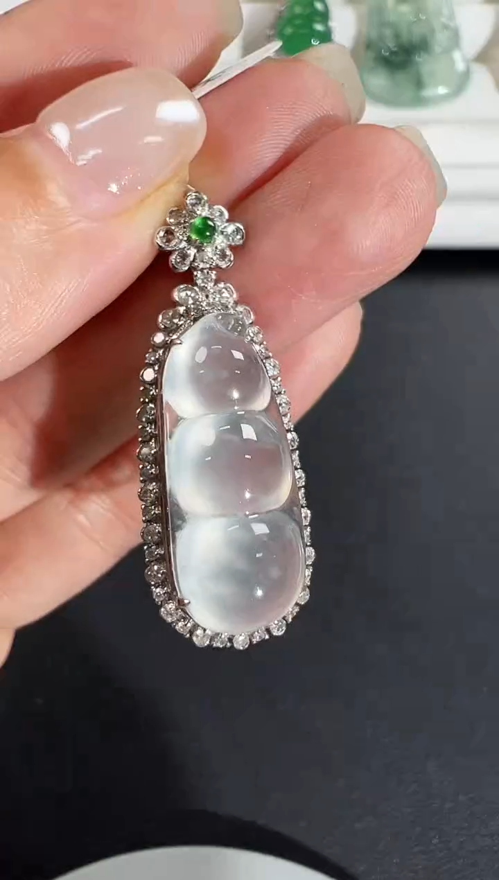 颈饰18K金镶嵌翡翠KYY1223-011