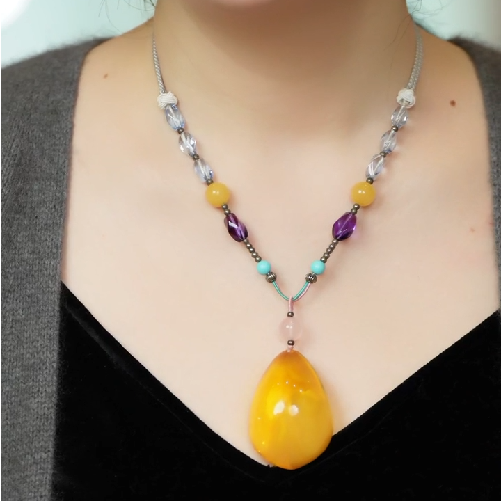 【熊总夫妇】琥珀蜜蜡水滴套链吊坠