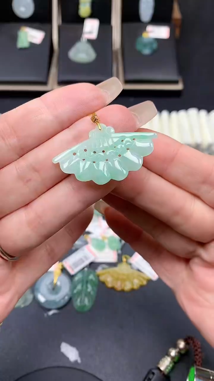 【闪购商品】翡翠吊坠(不含链)18K金镶嵌MS141762