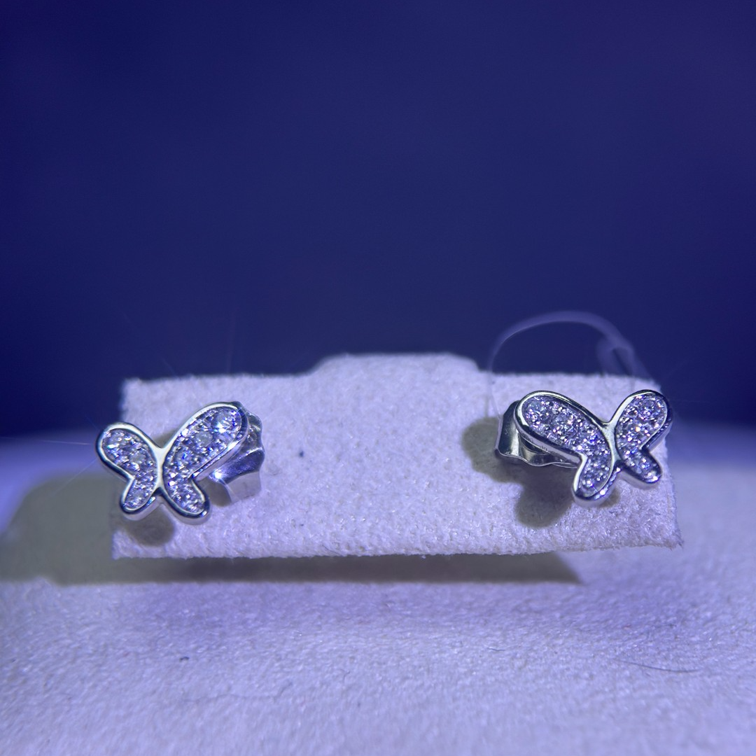 实验室培育钻石铂金950镶嵌耳饰欧美耳坠首饰1.44g d：0.152ct