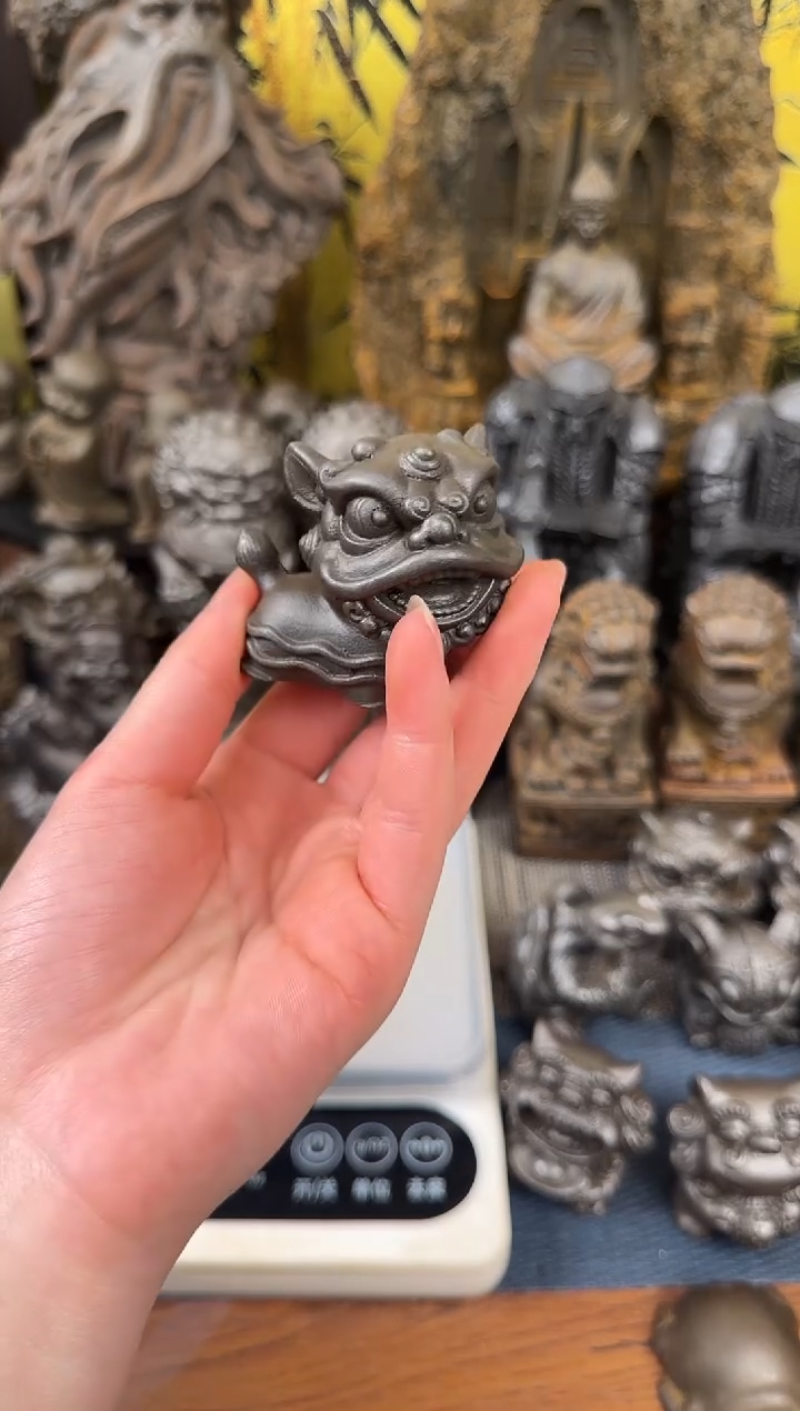 铁精致潮玩摆件小舞狮