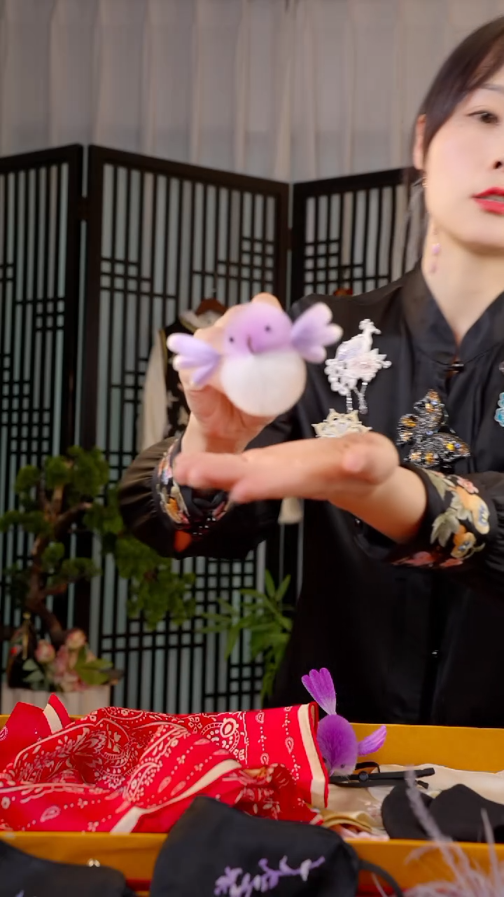 刺绣海**儿非遗绒花手工饰品