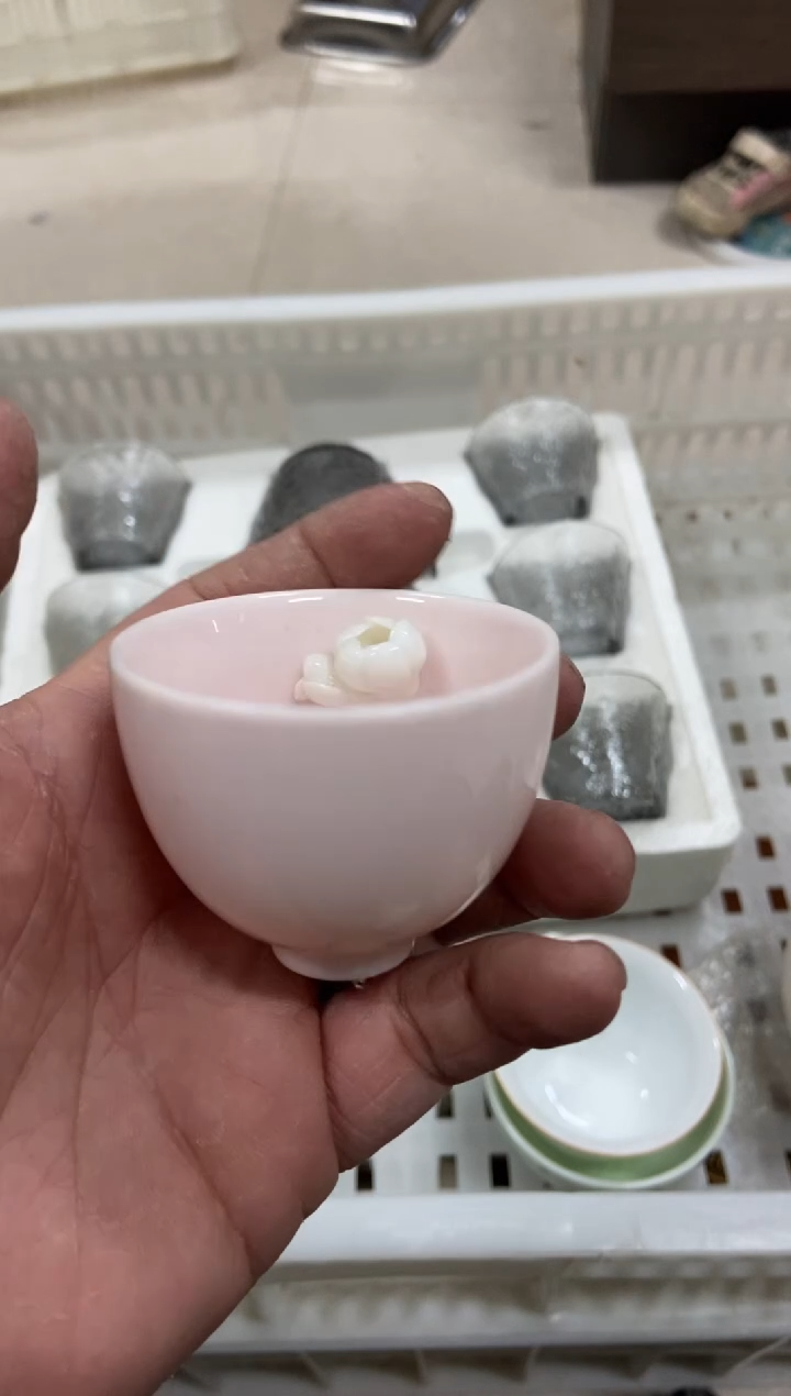 杯无运费险有瑕疵的摄影的产品有使用过的痕迹有点脏介意勿拍
