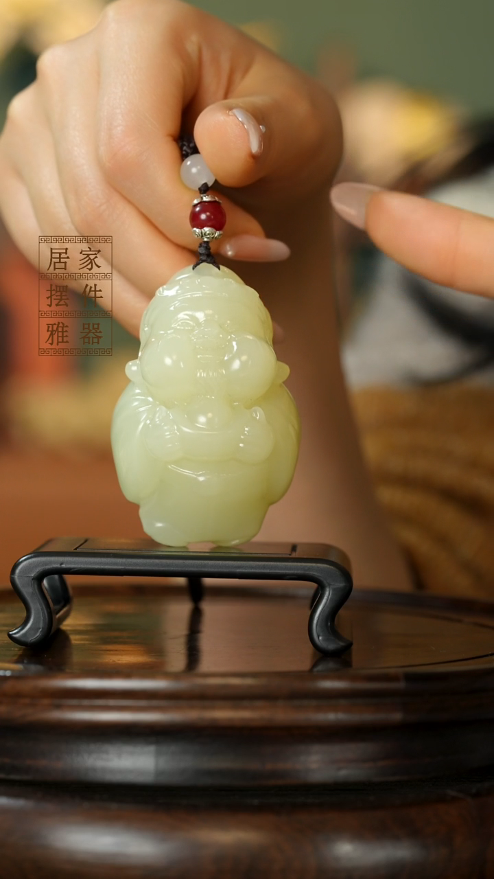 玉《丰盈在握》摆件